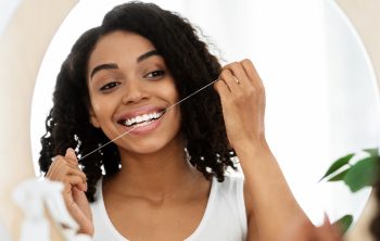 Health Benefits of Brushing and Flossing 